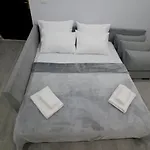 J&m Luxury Apartamento *