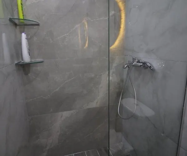 דירה J&m Luxury סרנדה