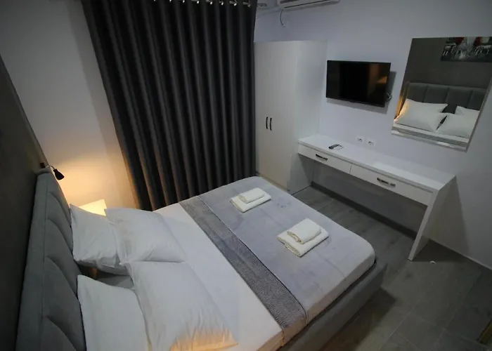 J&m Luxury Lägenhet *